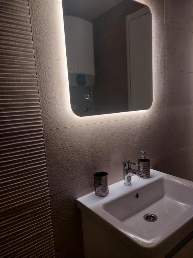 Aria Apartmani พอดโกริกา ภายนอก รูปภาพ