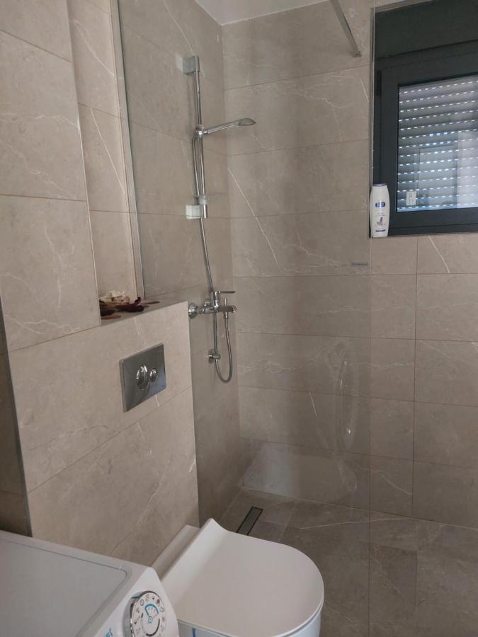 Aria Apartmani พอดโกริกา ภายนอก รูปภาพ